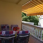 Nikola Apartament *