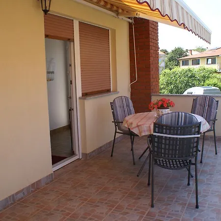 Apartman Nikola Krk Town